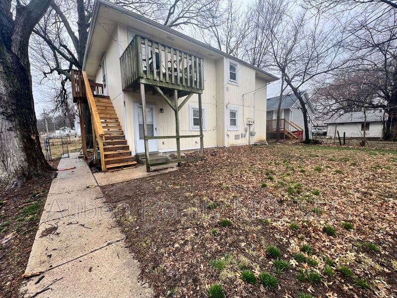 Independence Condo: 8738 E. Thompson Ave.
