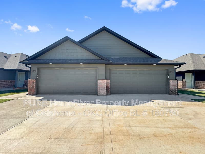 Oklahoma City Condo: 11421 University Dr