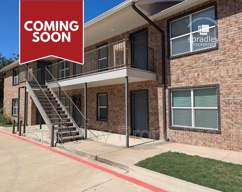 Belton Condo: 255 E 5th Ave, Apt 212