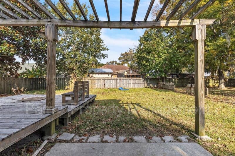 Savannah House: 4 Gunpowder Ct.