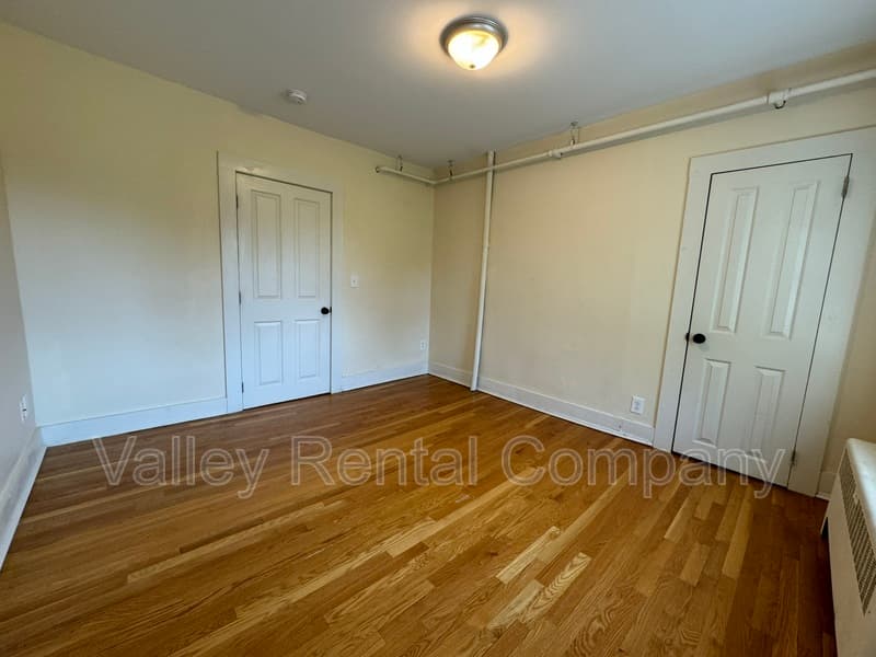 Hadley Condo: 132 Middle Street - 3