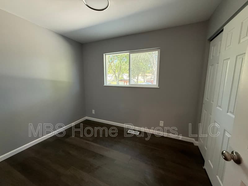 Florissant House: 1095 Boone Street