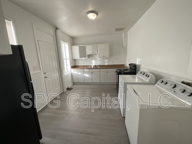 York House: 440 Juniper Street