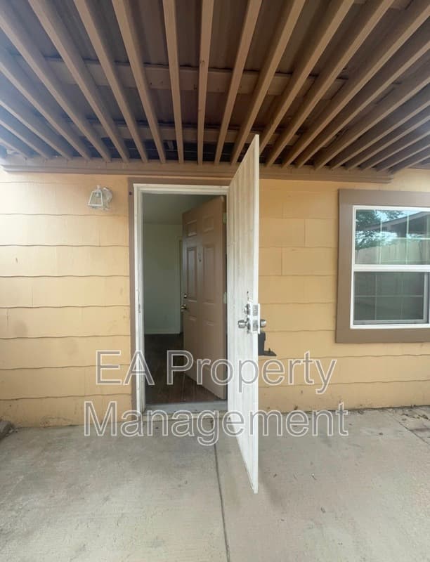 Albuquerque Condo: 529 Alvarado Dr SE