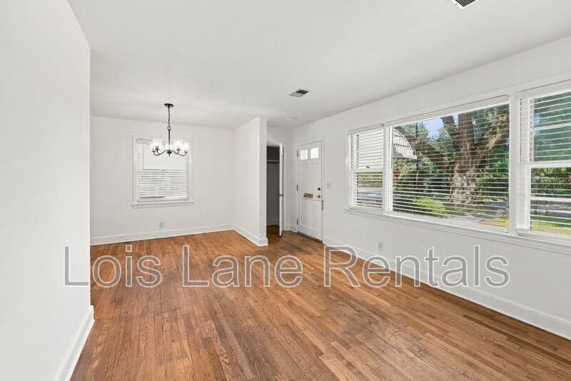 Charleston Condo: 2133 Wappoo Drive