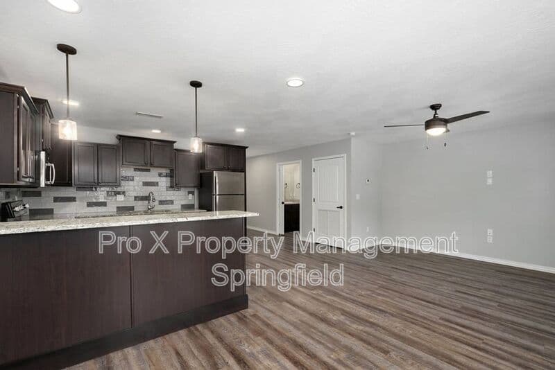 Springfield Townhome: 1306 S. Lexington Ave