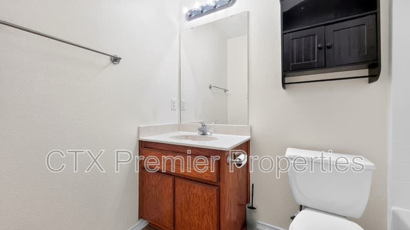 Copperas Cove House: 1108 Dixon Circle