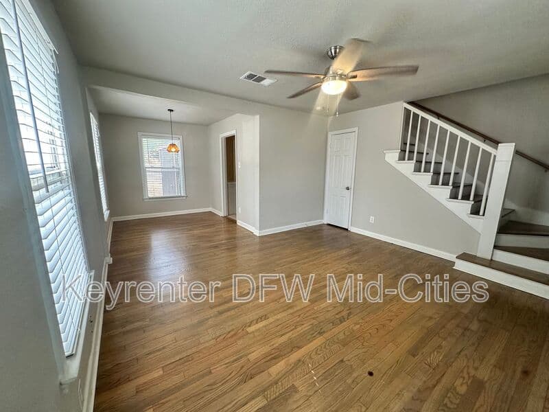 Dallas House: 309 N Oak Cliff Boulevard