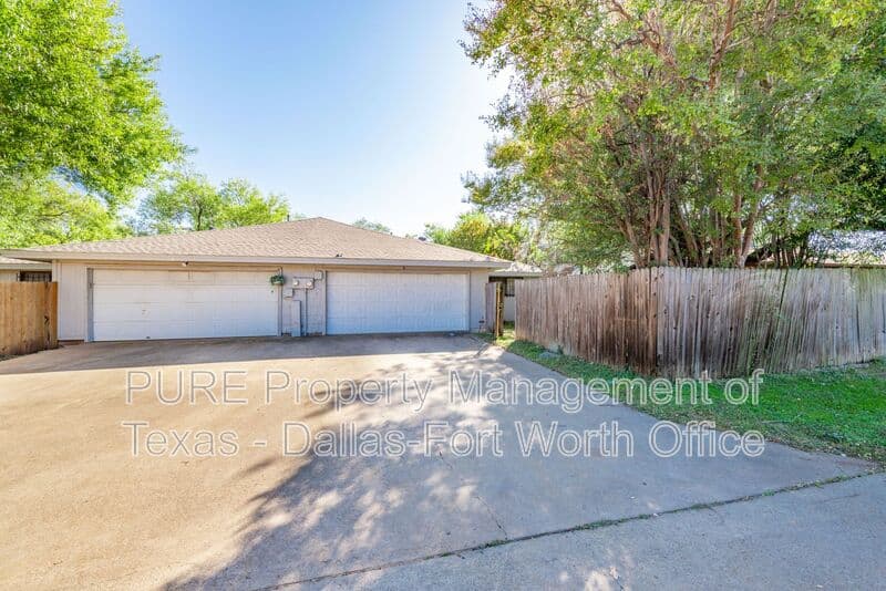 Fort Worth Condo: 4605 Menzer Road