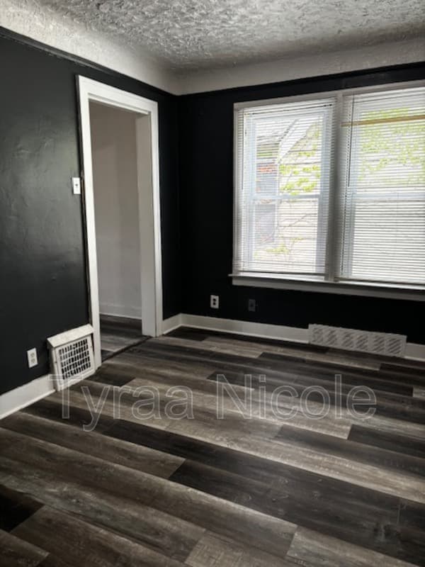 Detroit House: 14284 Cruse Street