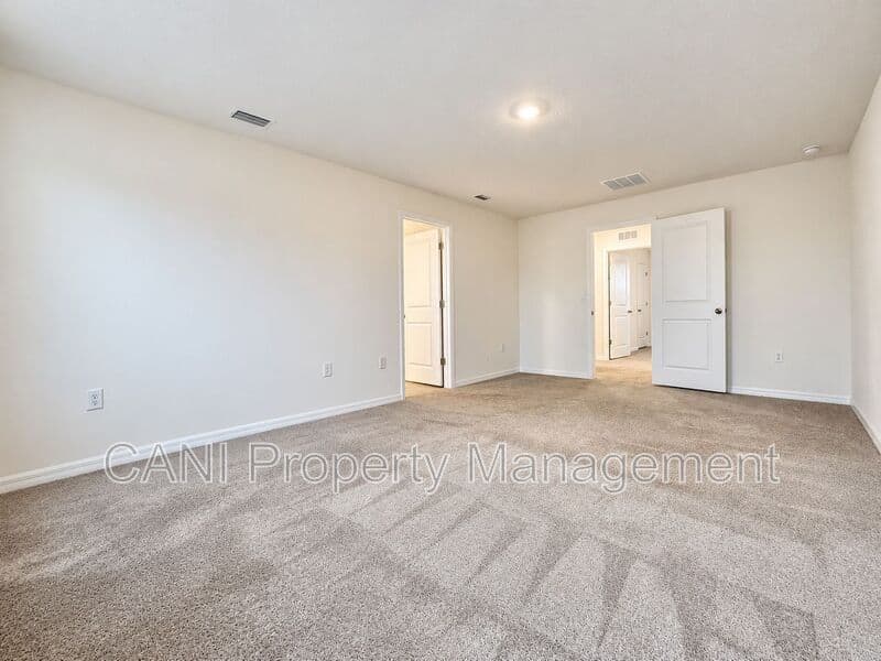 Wimauma House: 16535 Windmill Forge Pass