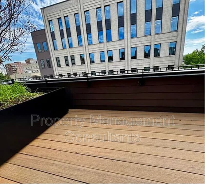 Huntsville Townhome: 230 Washington Street Northeast