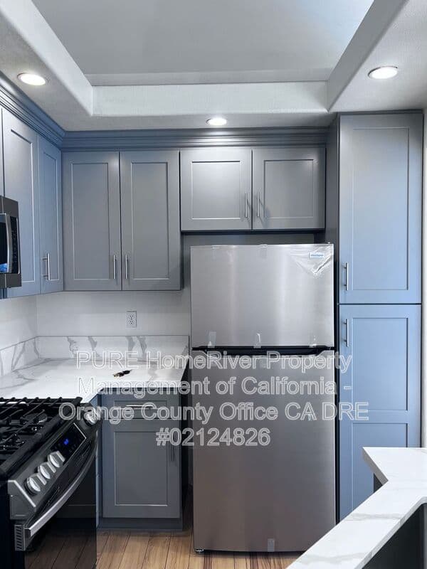 Rancho Santa Margarita House: 55 Montana Del Lago Dr