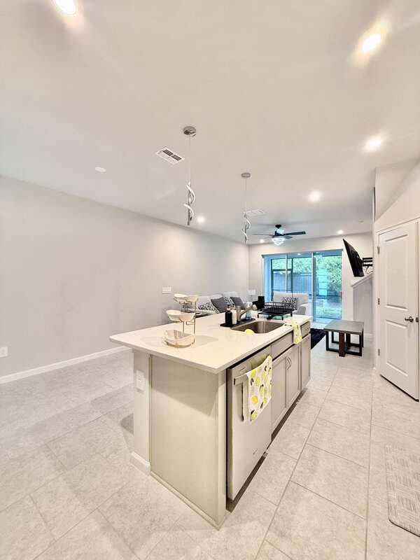 Brandon Townhome: 1124 Creek Valley Court - 1