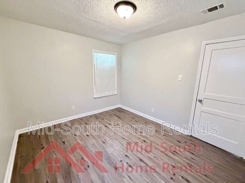 Memphis House: 2622 Whitman Ave