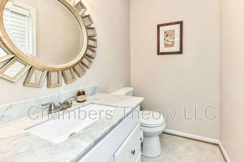 Herndon House: 1350 Shallow Ford Rd