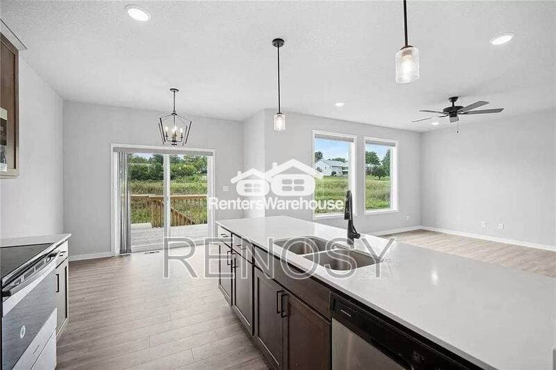 Pleasant Hill House: 36 Keeneland Court