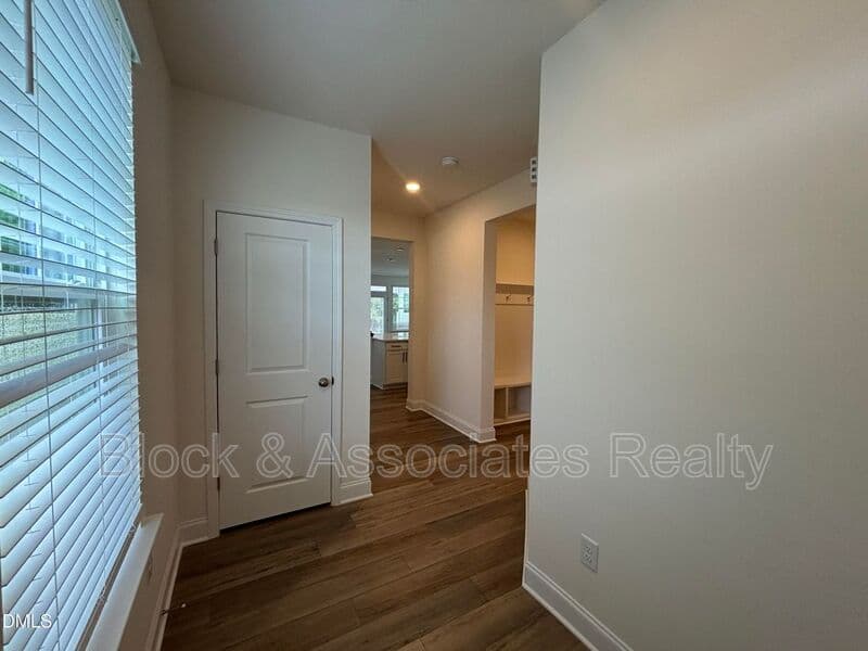 Raleigh House: 5128 Ranger Grove Way