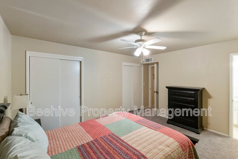 Mesa House: 5328 E Decatur St