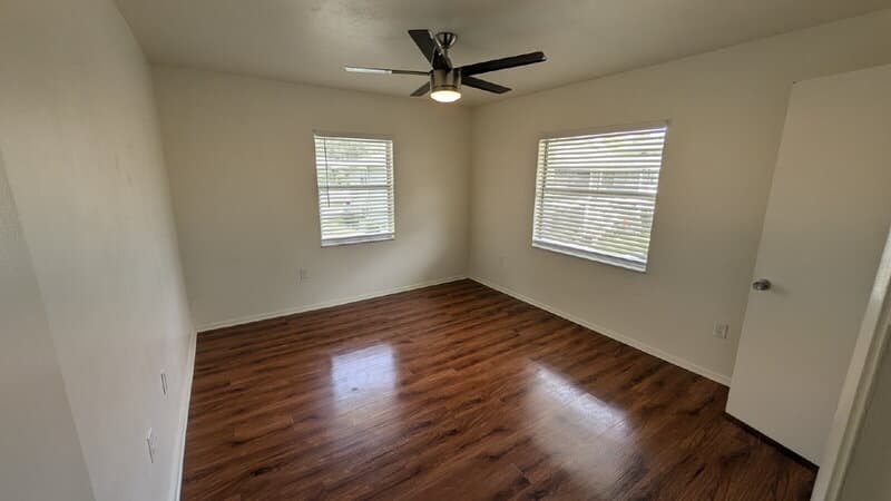 Sanford Condo: 700 E Airport Blvd