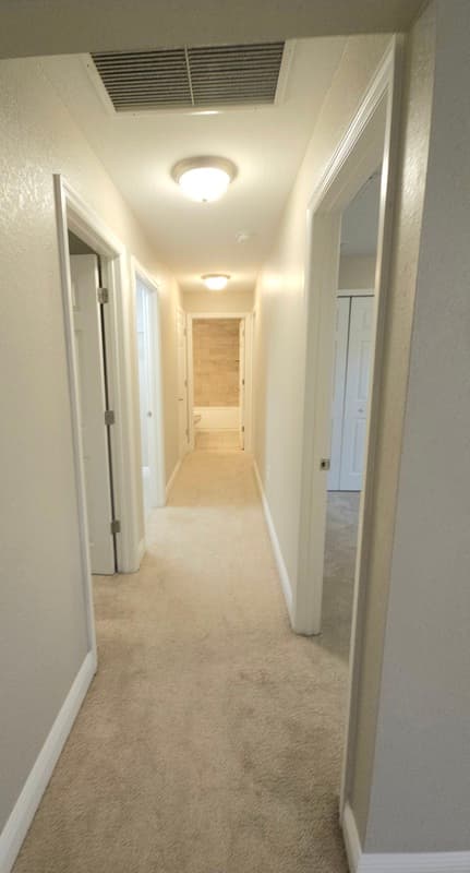 Ocala House: 106 Marion Oaks Pass