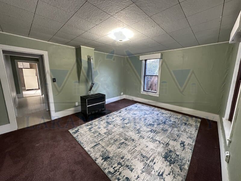 Laramie House: 511 E Fremont St