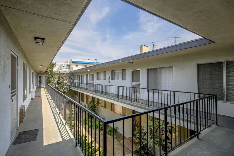 Glendale House: 346 N. Louise Street