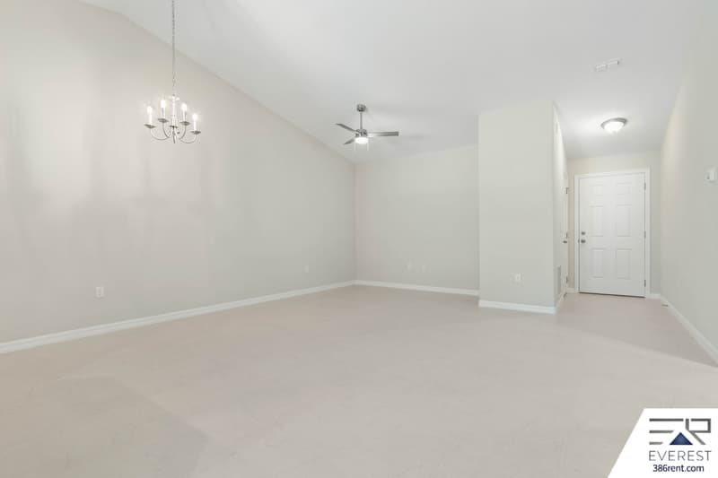Palm Coast House: 104 Slumber Meadow