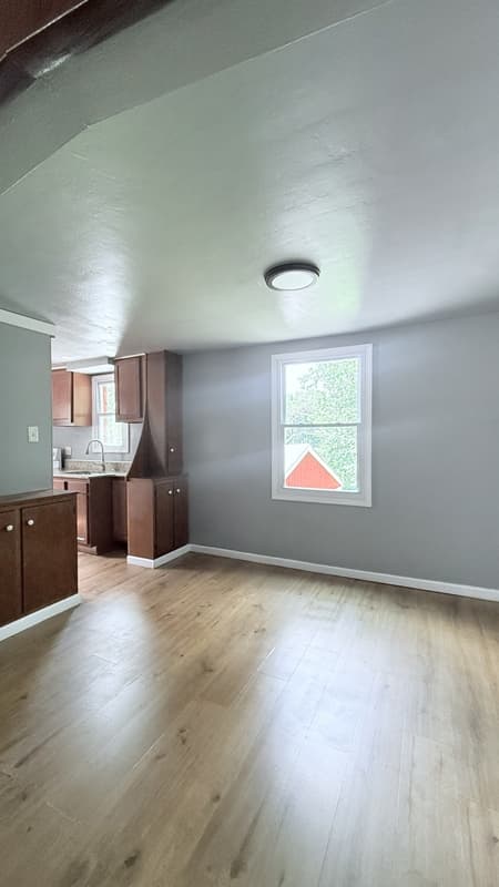 Pittsburgh House: 220 Idlewood Road
