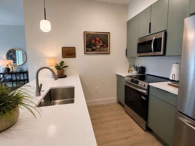Savannah Condo: 2613 Montgomery Street