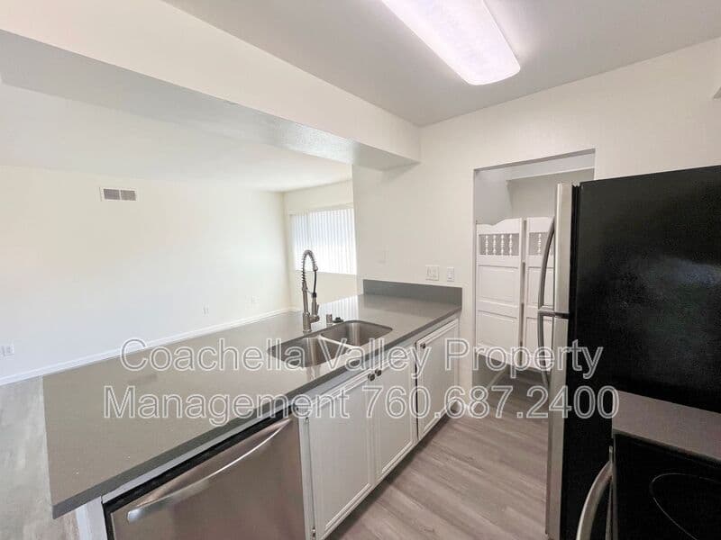 Palm Desert Condo: 72724 Eagle Road