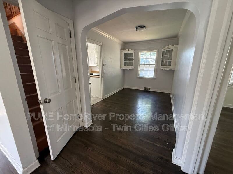 Saint Louis Park House: 2632 Toledo Avenue S