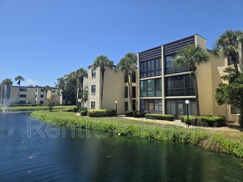 Largo Condo: 14255 Rosemary Lane