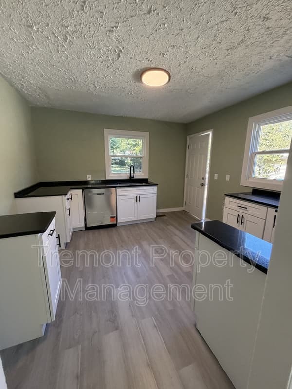 Chattanooga House: 5241 Lomnick Street