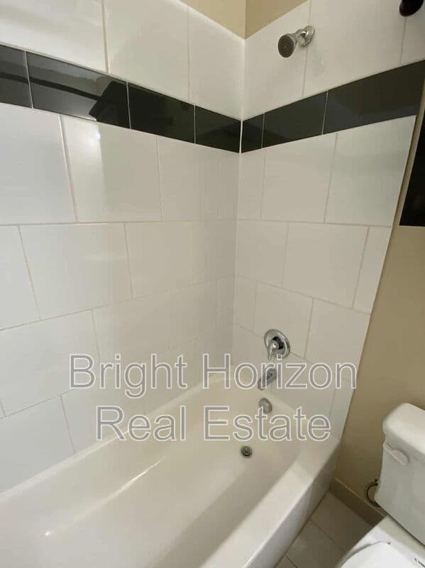 Hurst Condo: 3621 Valley Vista Drive