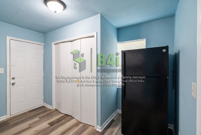 Forest Park House: 4505 Glade Road