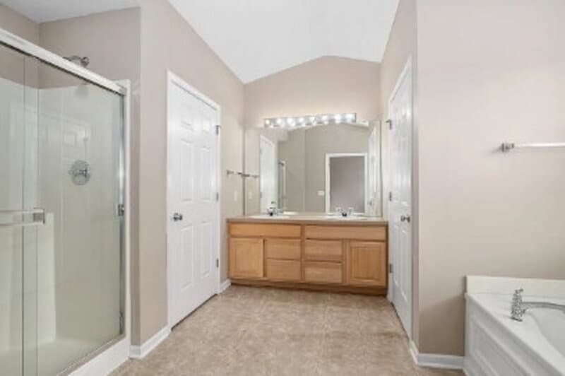 Grand Rapids House: 2478 Black Horse Drive Northeast