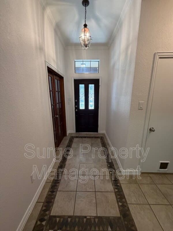 Saginaw House: 500 Leatherman Drive