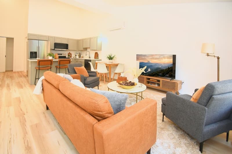 Tillson Condo: 56 Grist Mill Road - 2