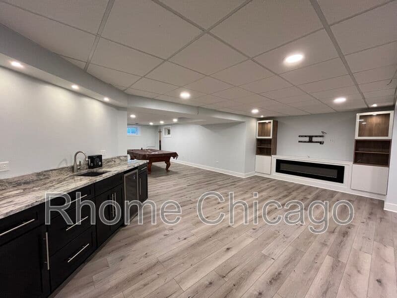 Carol Stream House: 1034 Idaho St.