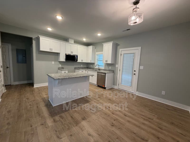 Clayton Condo: 863 Jack Rd