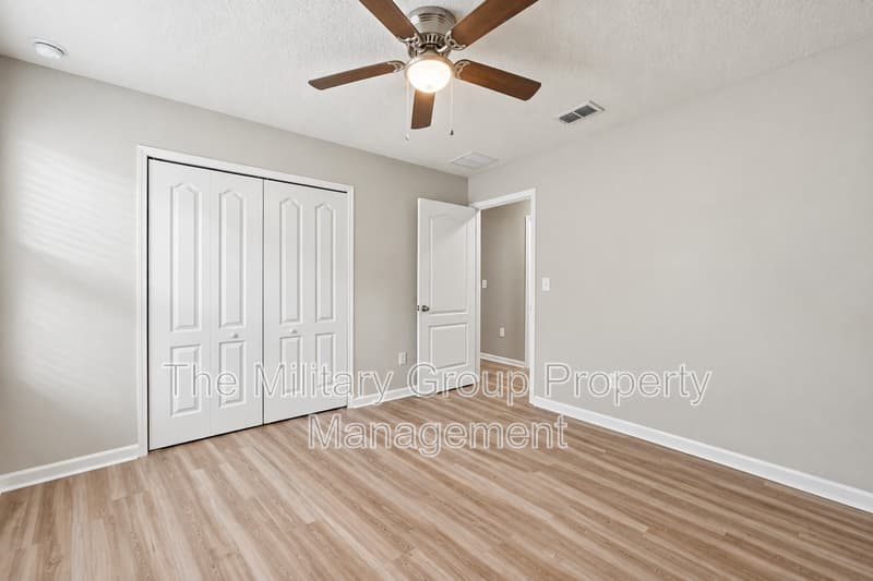 Jacksonville House: 8089 Cape Fox Drive