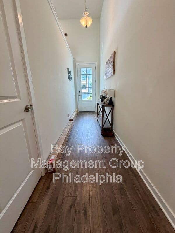 Downingtown House: 1916 Boulder Dr