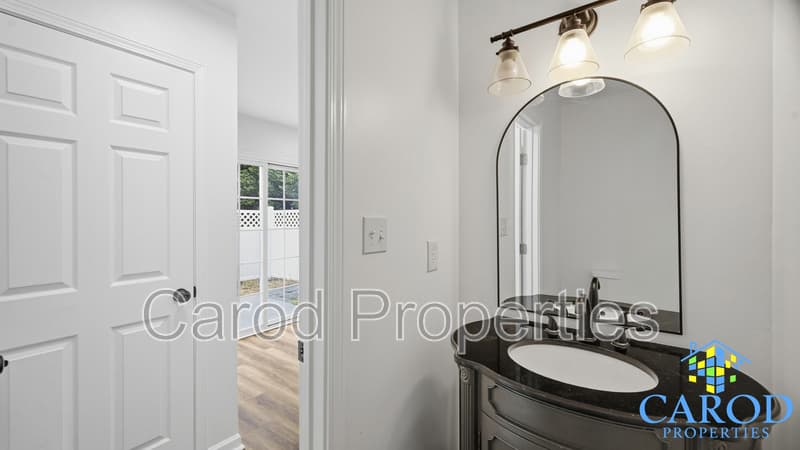 Greensboro Townhome: 302 Bridford Downs Dr.