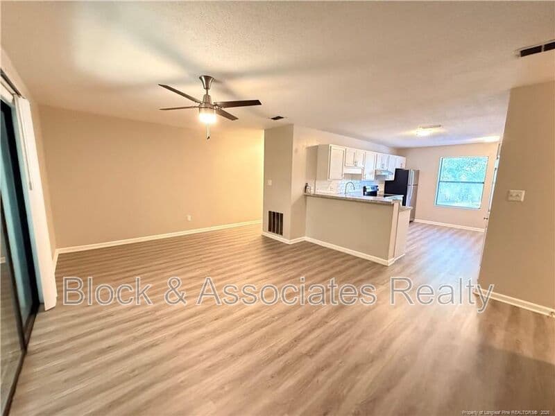 Hope Mills House: 4059 Professional Dr