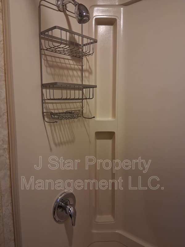 Reading House: 2316 Grant Street