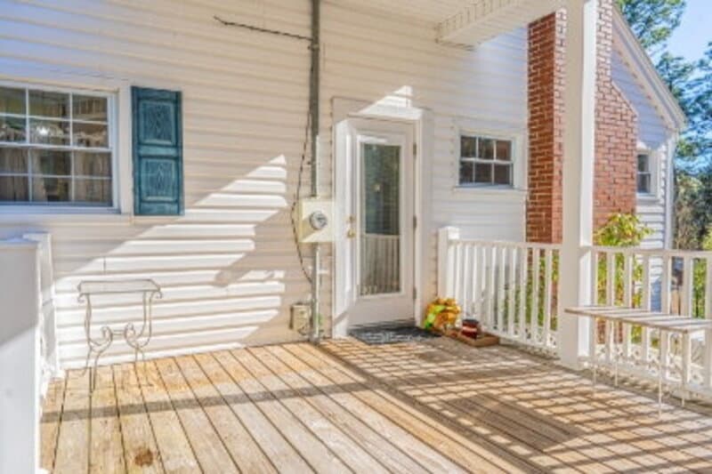 Pinebluff Condo: 435 West Baltimore Avenue