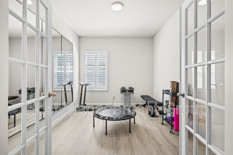 Minneola House: 3234 Hill Point St