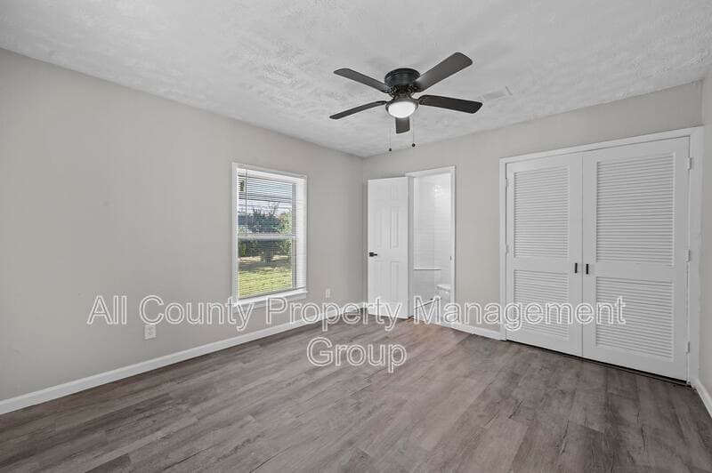 Dallas House: 3677 Rockdale Drive