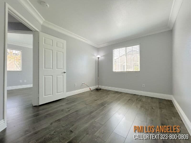 Pacoima House: 12445 Sonoma Drive